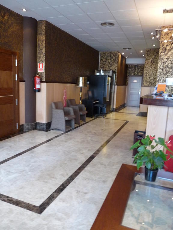 מדריד Hotel 4C Puerta Europa מראה חיצוני תמונה